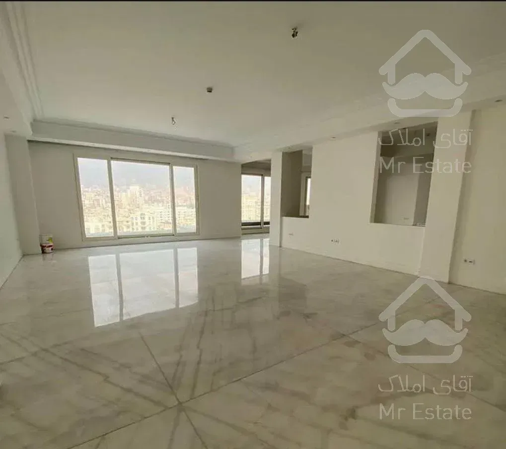 ۲۰۰ متر کلید نخورده/ پاگرد مجزا