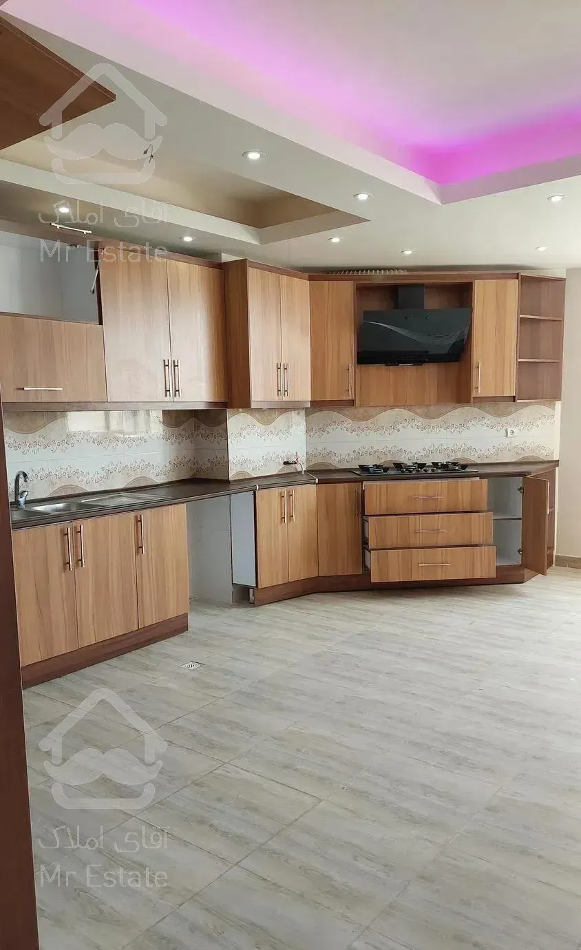 ۸۵ متر نوساز