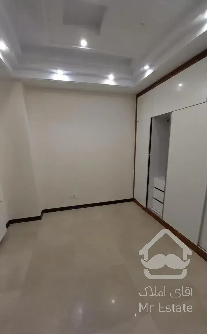 آپارتمان ۹۳ متری دو خواب فول