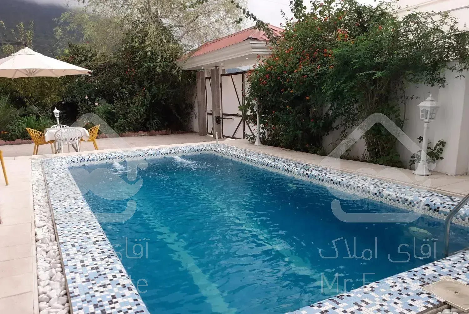 ویلا با استخر اب داع ۴ خواب با چشم انداز زیبا