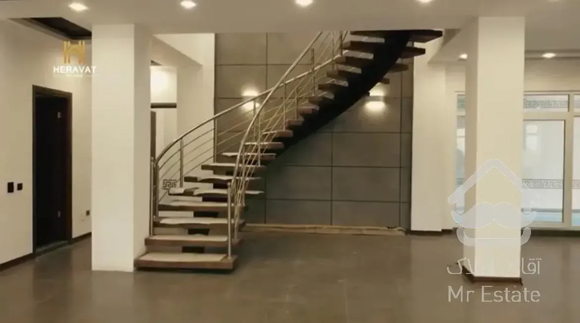 فروش ویلا لاکچری ۱۰۰۰ متری در نوشهر