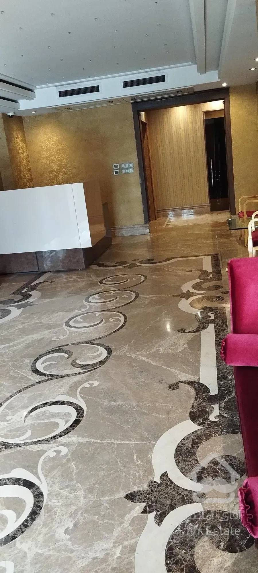 سند اداری/105متر/قلب جردن/نوساز