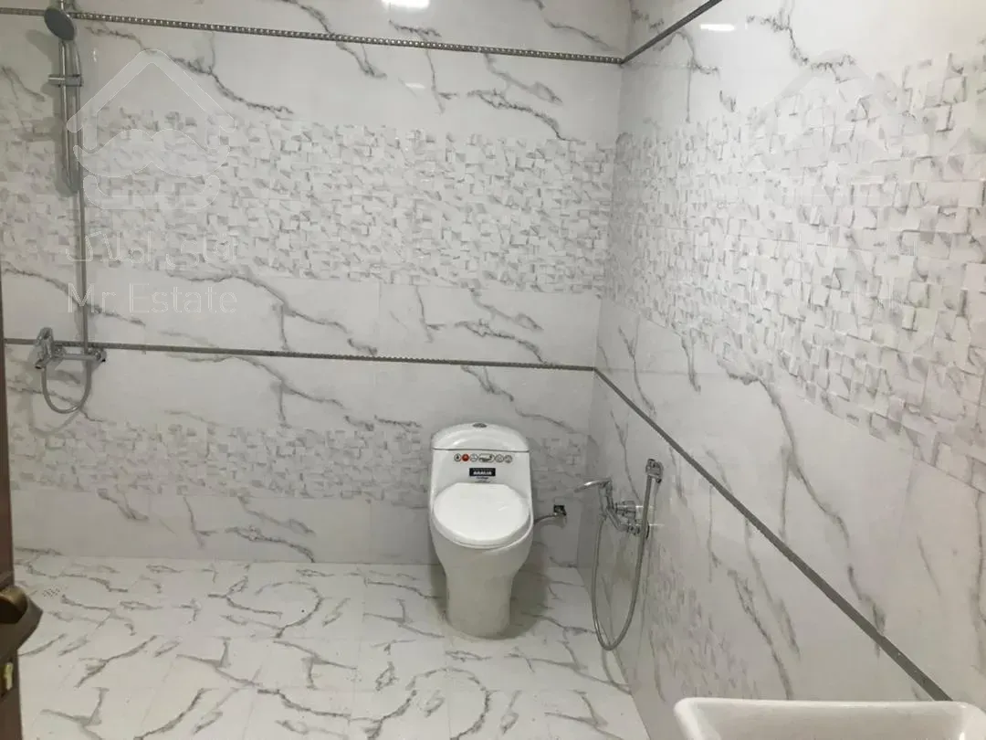 200 متری شهرک لاله