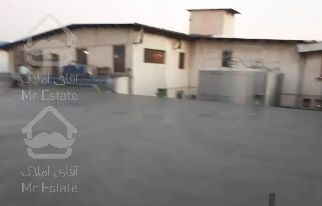 اجرای بتن ریزی با ماله پروانه ای ساده و رنگی