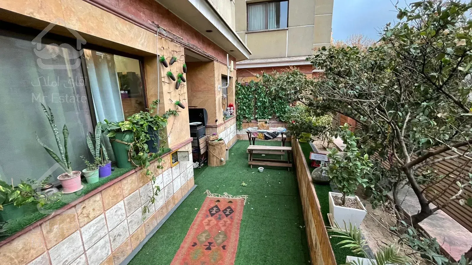 138متر حتی مجرد. حتی حیوان خانگی دار