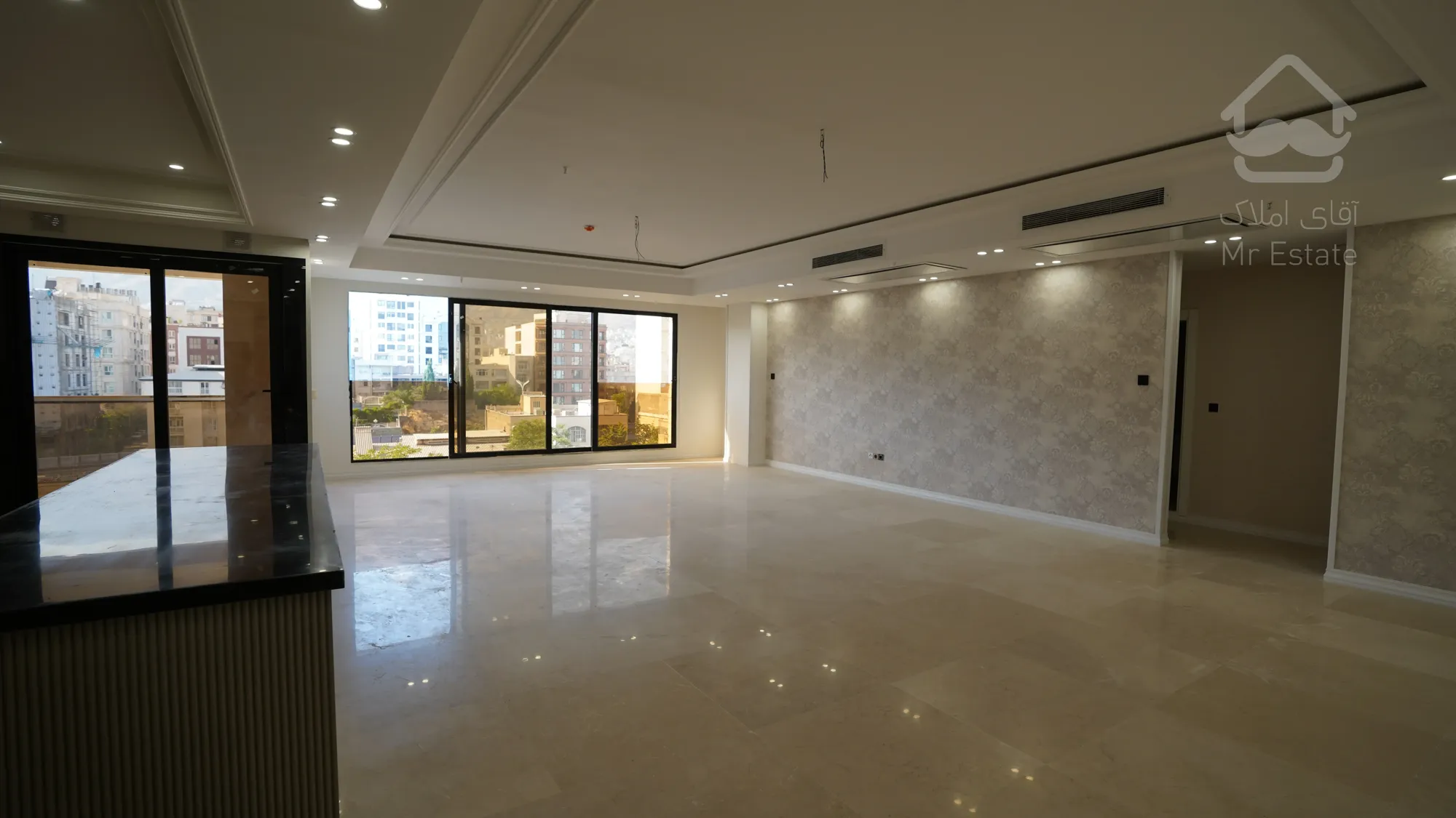 پیش فروش واحد 124 متری رونیکاپالاس دردشت