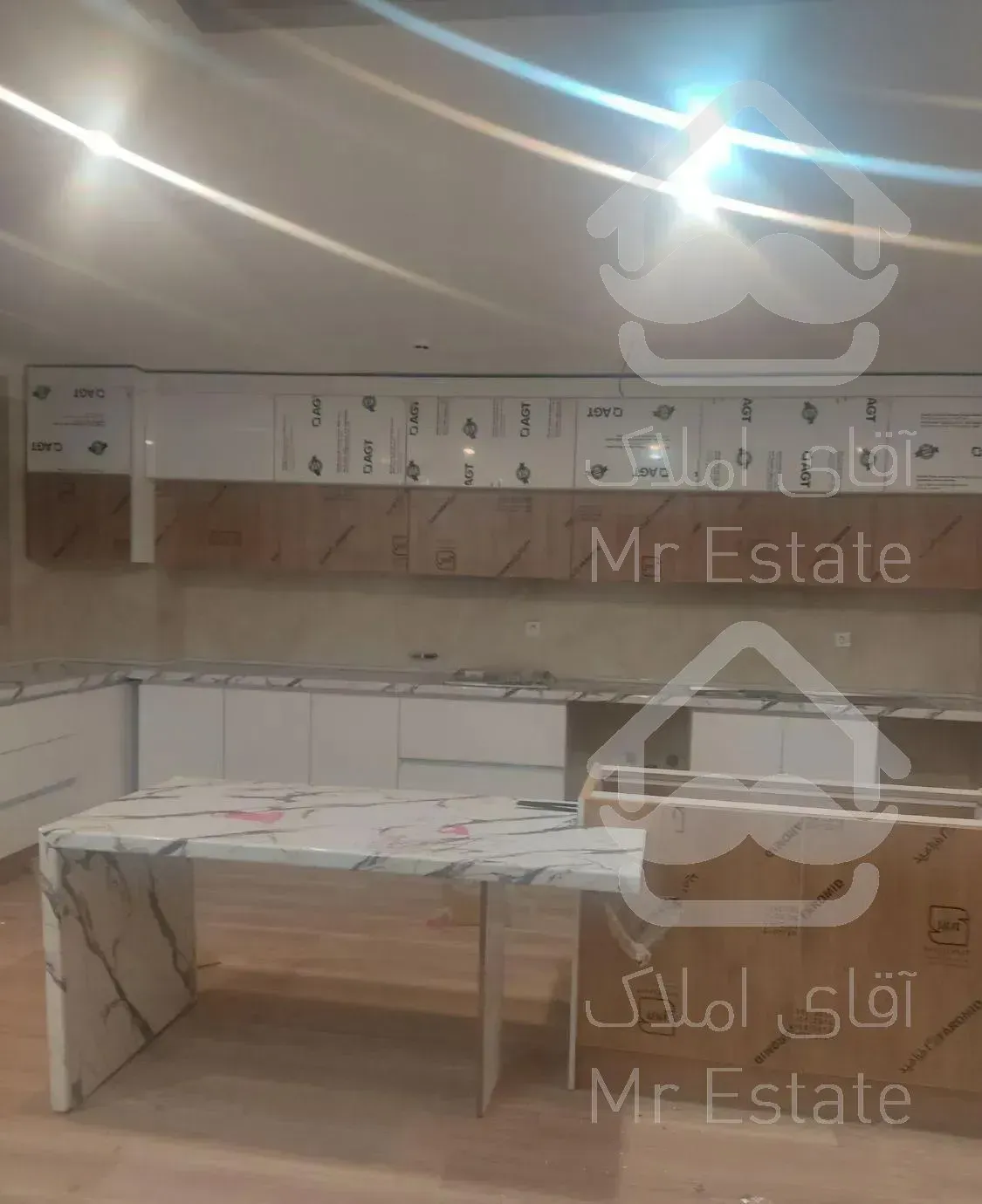 ۱۱۵متر/ویو بدون مشرف/کلید نخورده