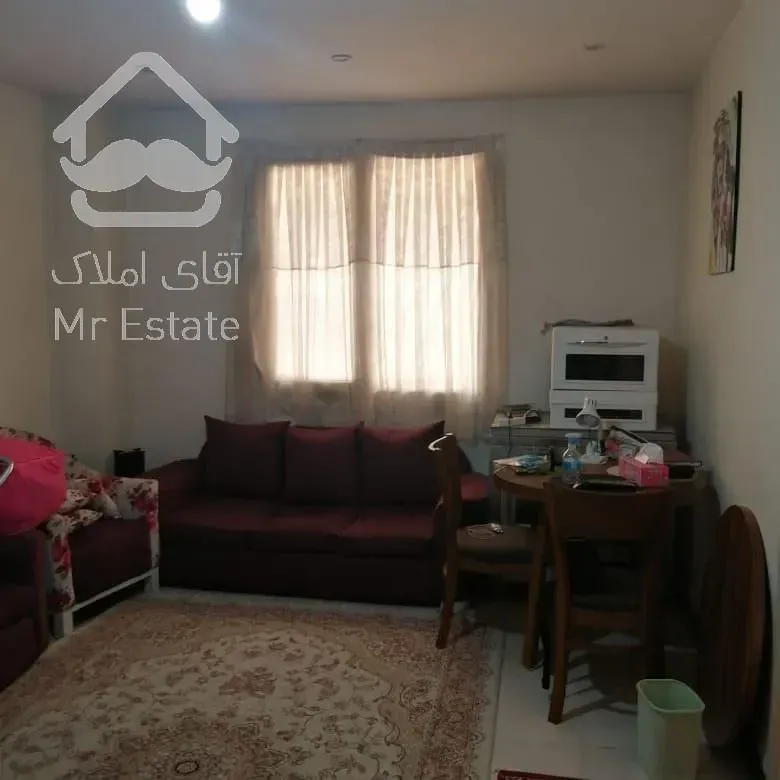 ۵۰ متر طبقه دوم