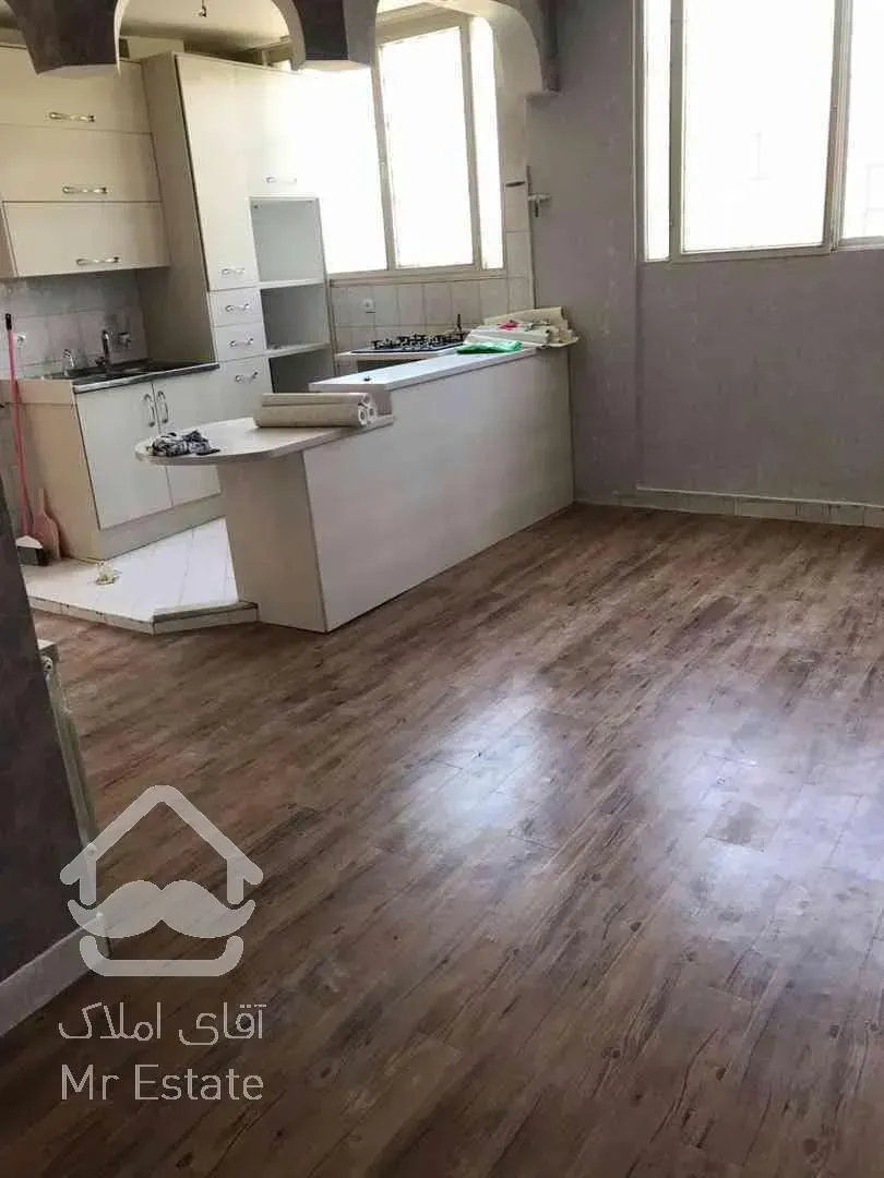 لوکس و بی نظیر 82 متر فول