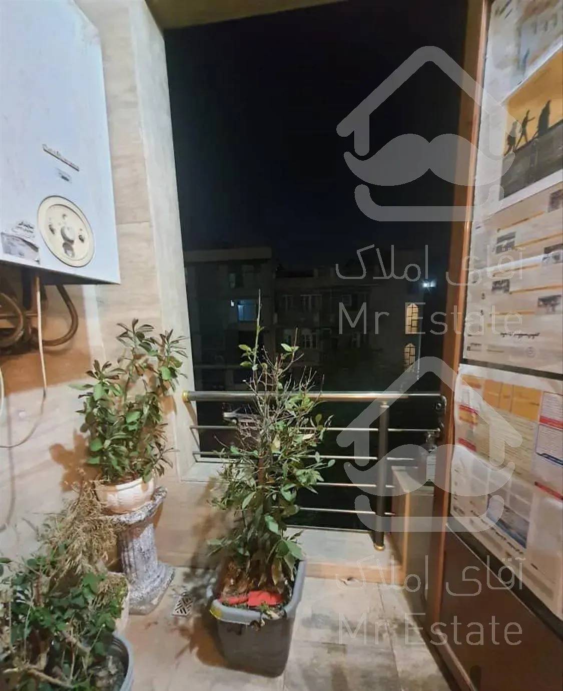 آپارتمان ۶۰ متر دو خواب / تک واحدی