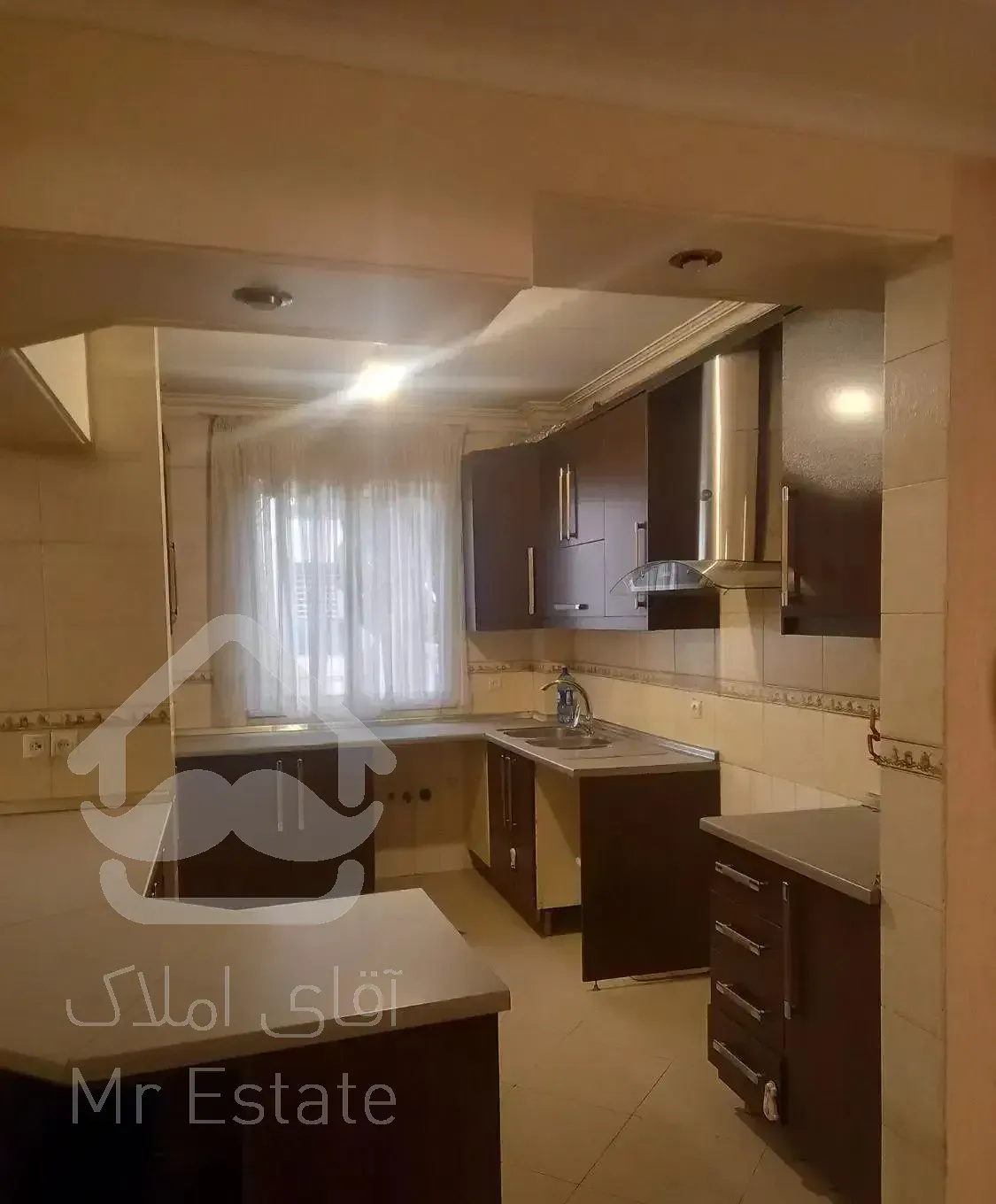 ۱۲۰متر،۳خوابه،بدون مشابه،ظفر گوی آبادی