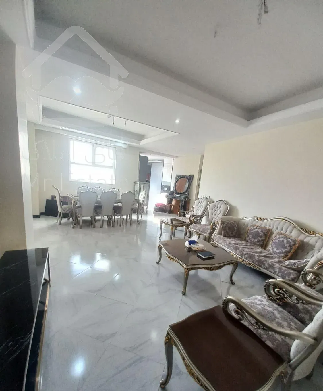 فروش آپارتمان ۱۱۰ متری ۳ خوابه در صفا