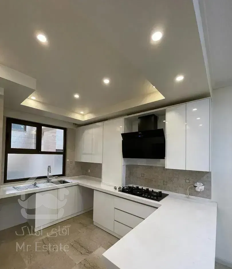 ۹۲متر/عدل/۴ساله/باکس پونک