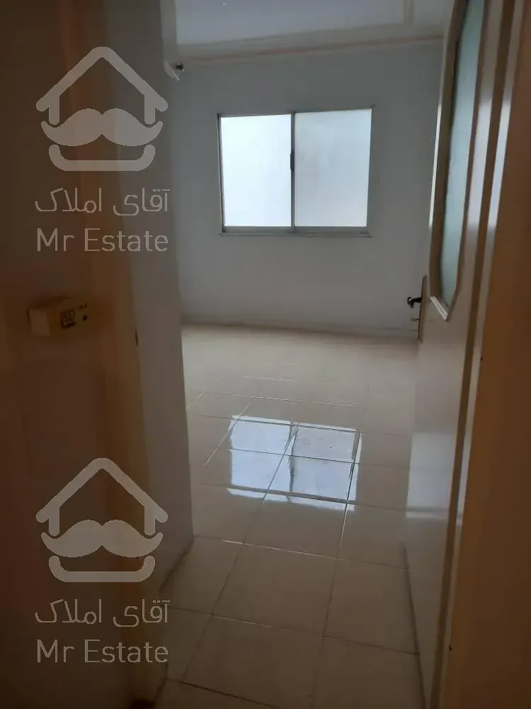 آپارتمان ۴۰متری ۱ خواب،سال۸۹،قابل مذاکره،خوش نقش، لوکیشن عالی