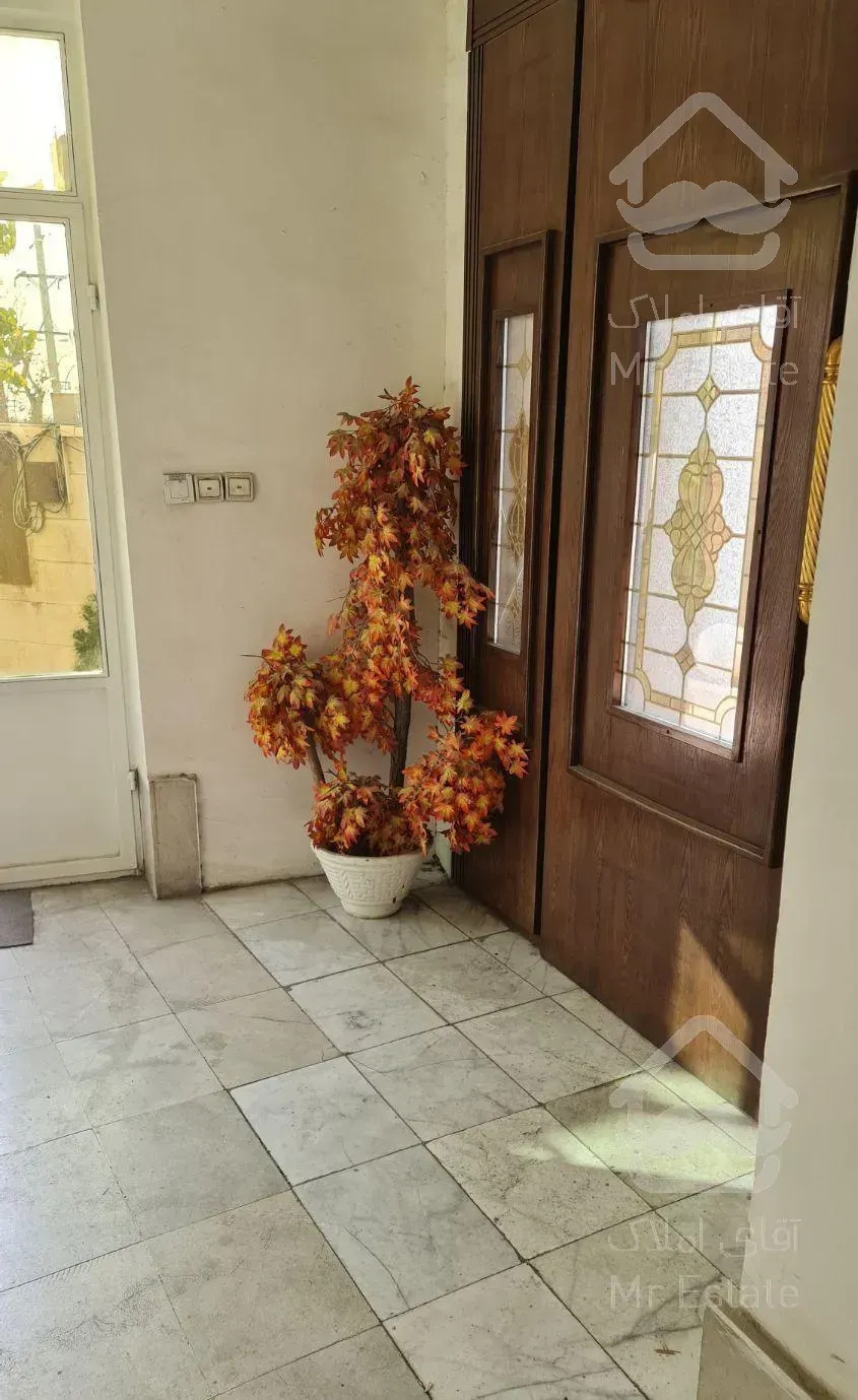 سعادت آباد 85 متر اداری سرو غربی آسمان