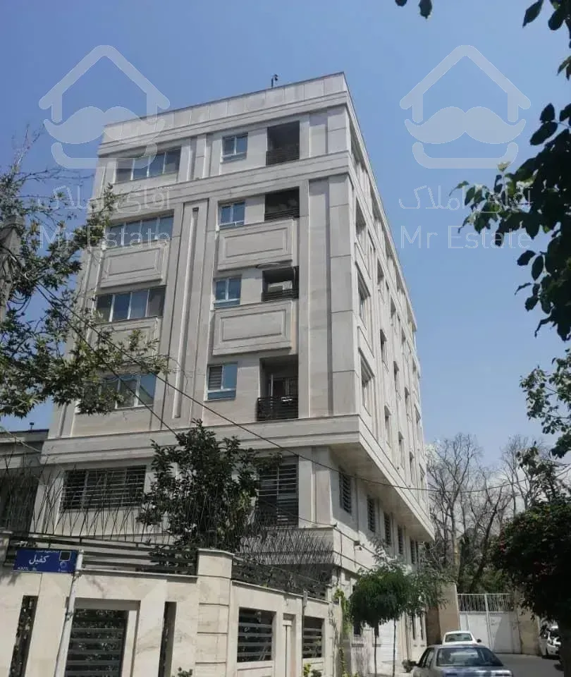 ۶۰۰متر مغازه فضای کاربردی بر فردوس شرق