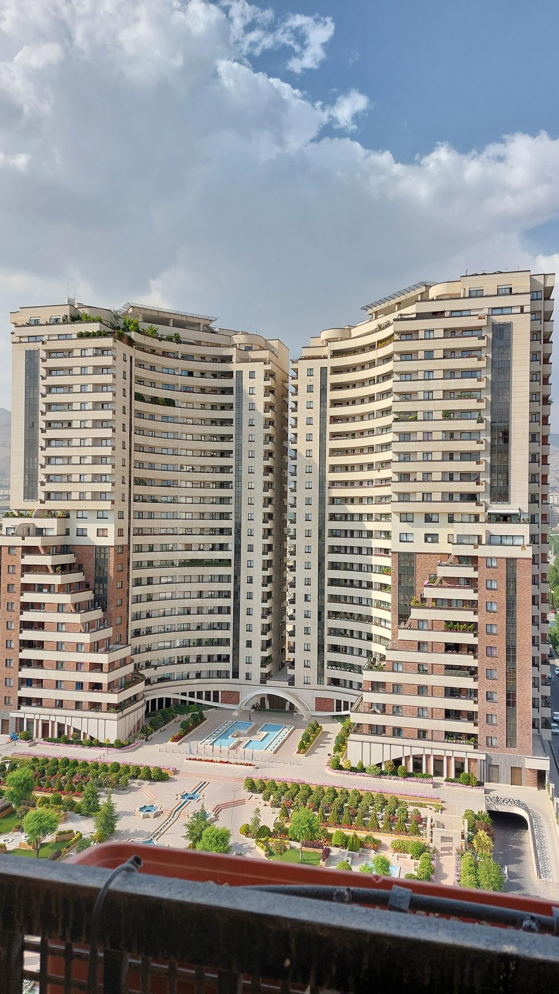 آپارتمان ۱۵۲ متر برج دوقلو المپیک