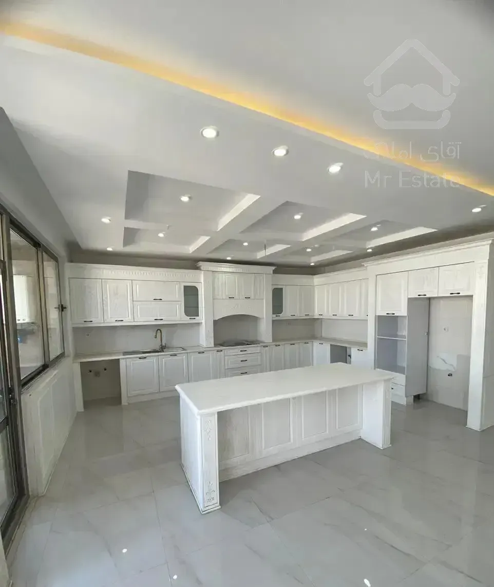 ۱۹۰ متر / امامت / نزدیک معلم / جنوبی / صفر تحوییل