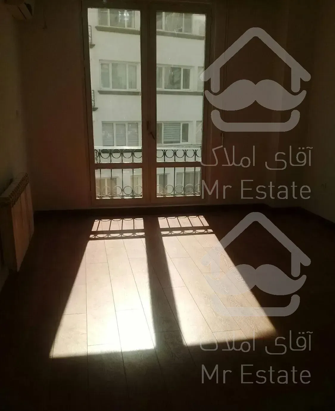 فروش اپارتمان ۱۳۰ متری تاپ