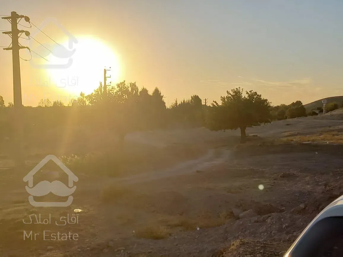 کوهسار خوروین شنده زمین مناسب باغچه