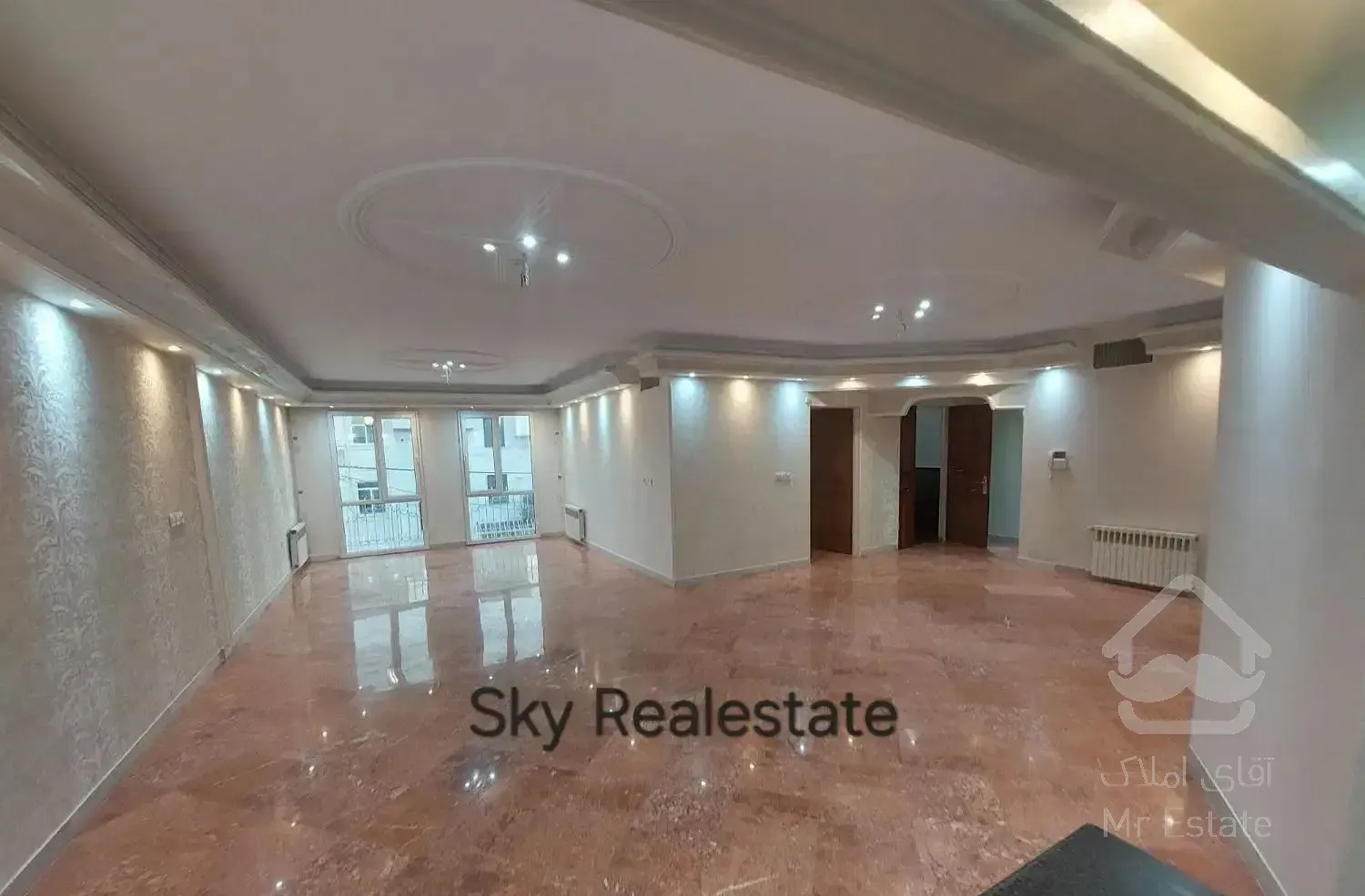 خانه ویلایی.دربست* داخل شهرک *