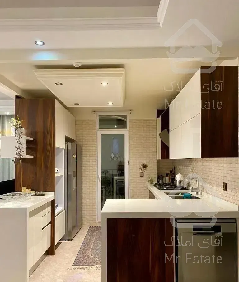 آپارتمان۱۰۵متری/۲خواب/تکواحدی/۳جهت نورگیر