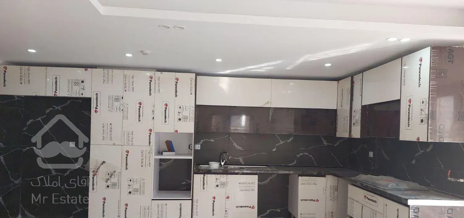 آپارتمان ۹۵ متری کلید نخورده فول