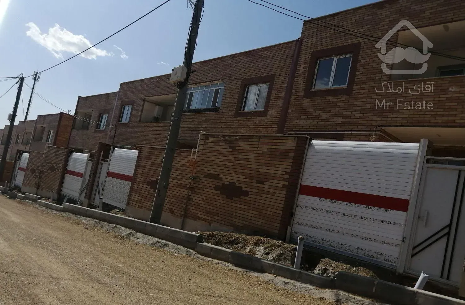 آپارتمان ۹۵ متری ایوانکی فروش و معاوضه