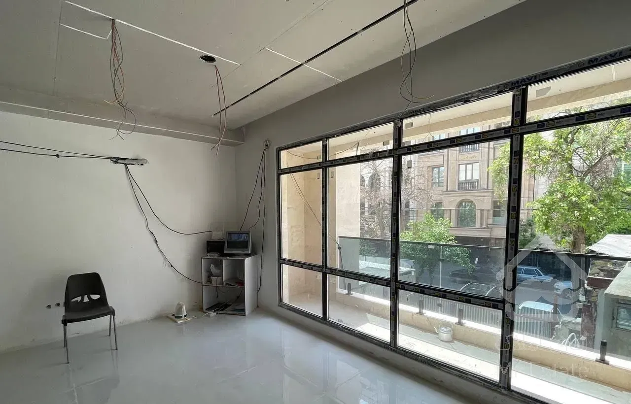 آپارتمان132متری/روبه خیابان/سندآماده/نزدیک حاشیه