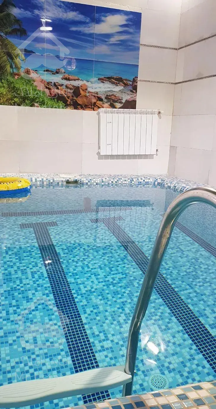 ویلا استخردار با حال  بزرگ شخصی