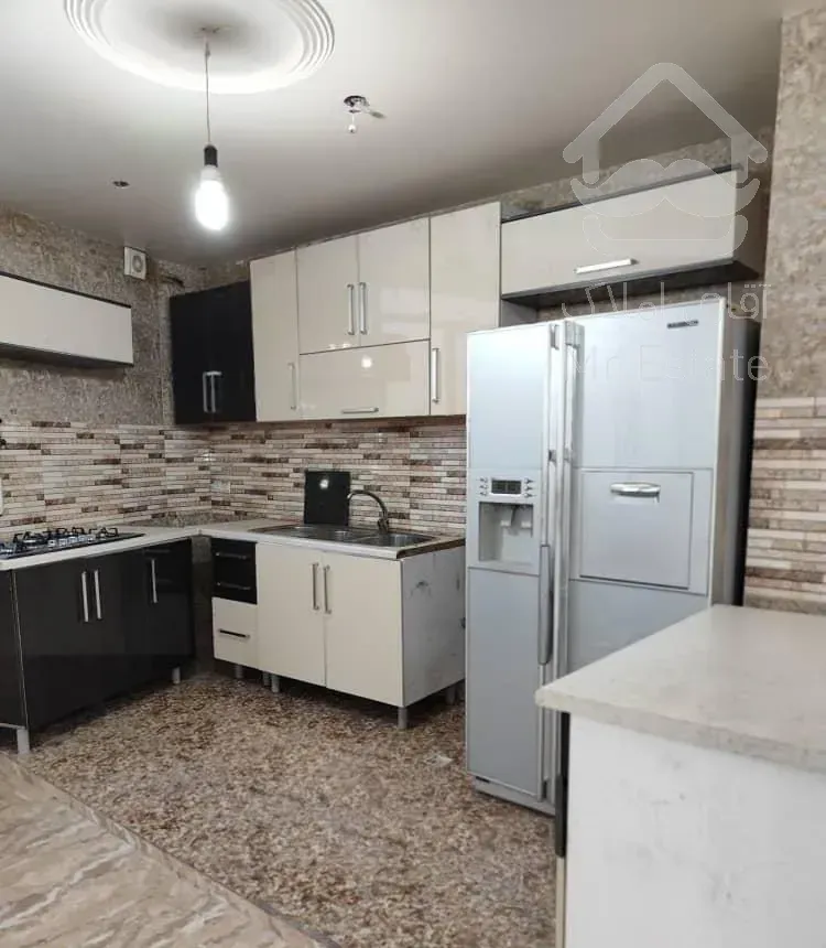 اجاره آپارتمان ۱۰۰ متری ۲ خوابه طبقه ۲ در میدان حر