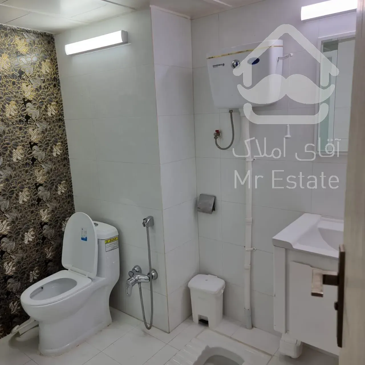 120 متر سند اداری بالاتر از تندیس در میدان تجریش