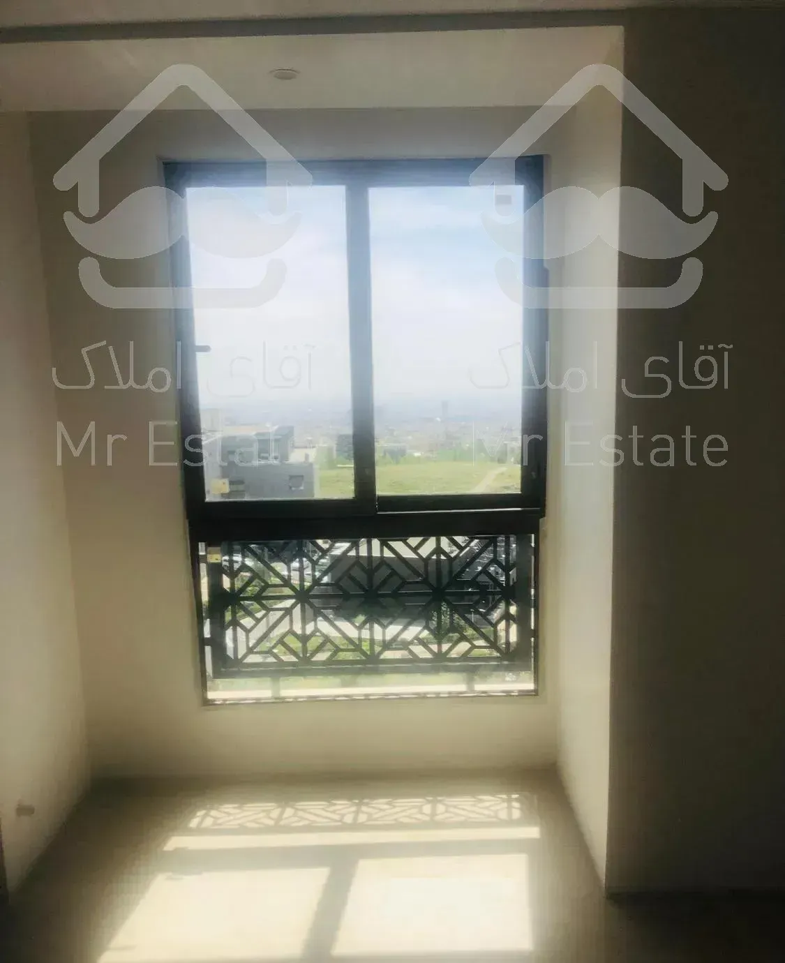 آپارتمان ۱۴۴ متر نوساز ویو‌ ابدی