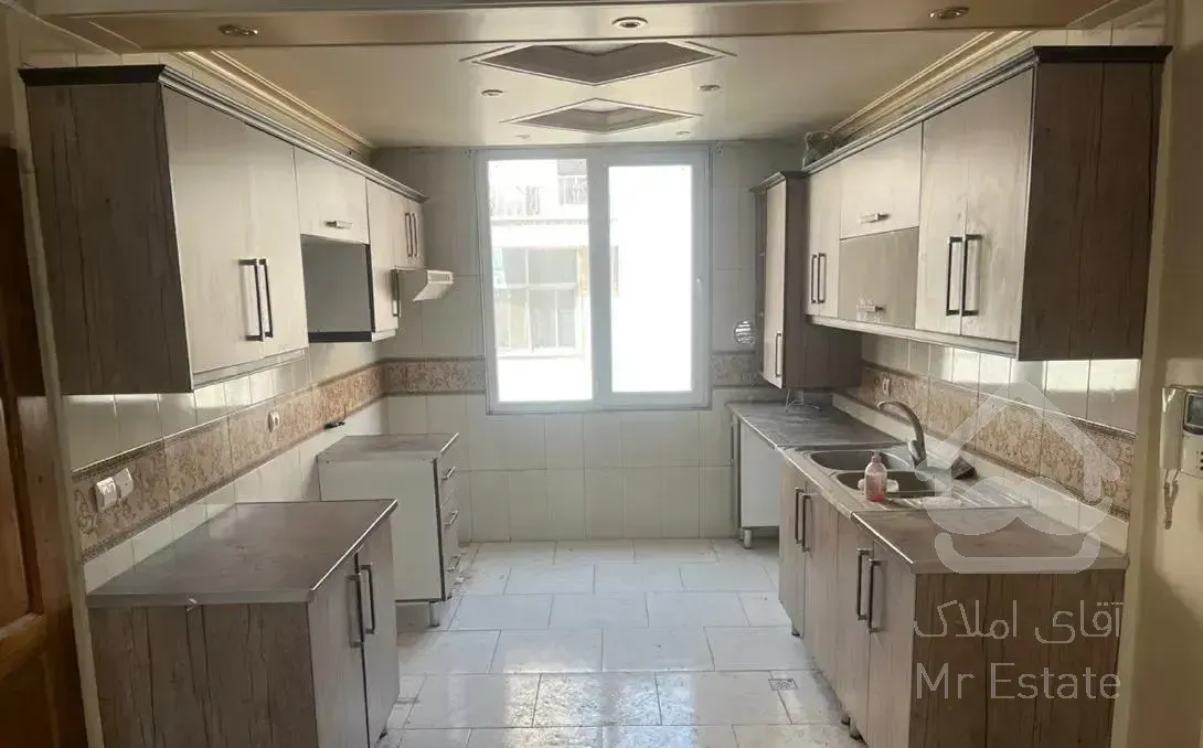 دریاباری/۶۲متر/۲خواب/آسانسور انباری/ تکواحد