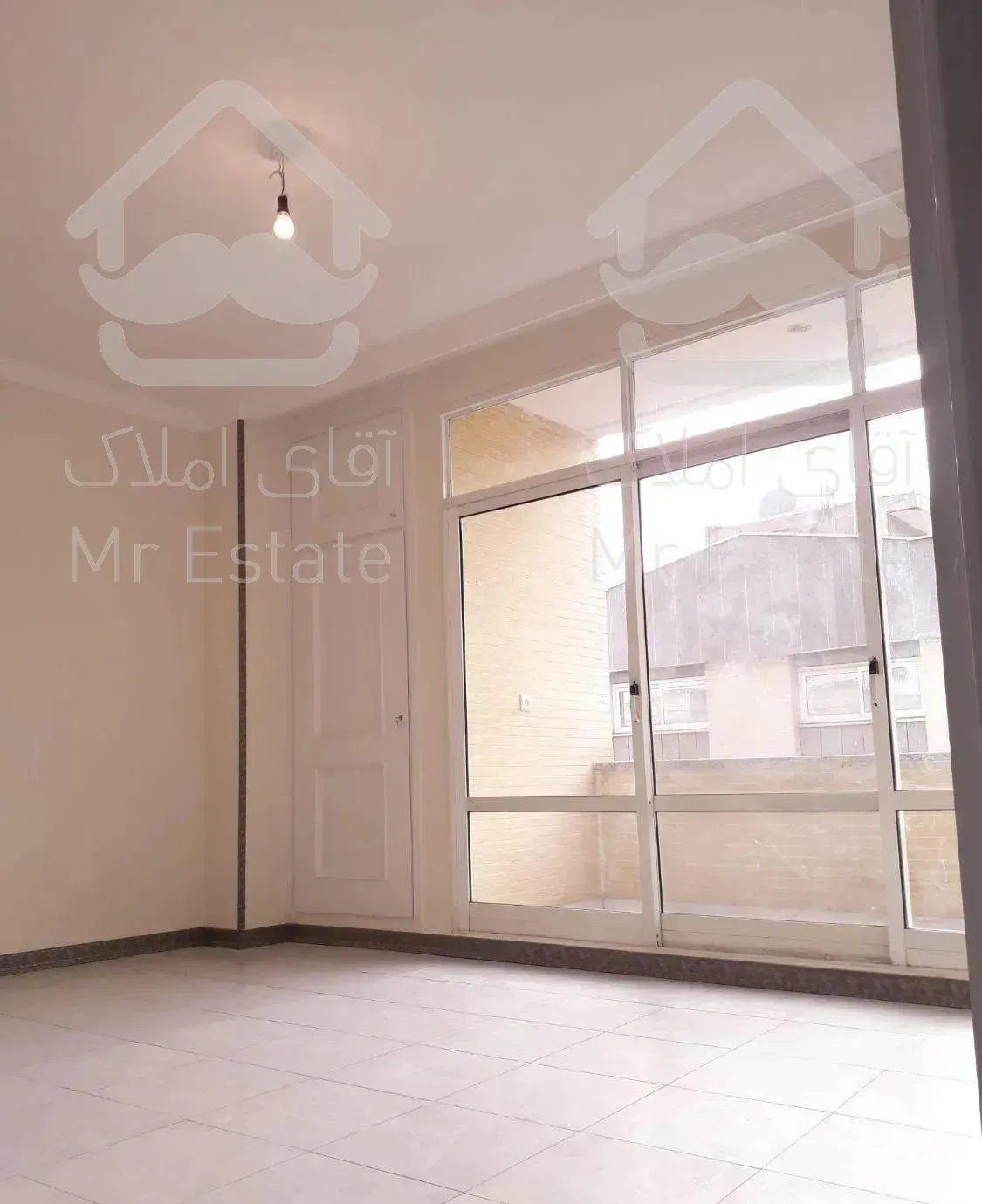 ۱۱۰متر اپارتمان خیابان توحید دوطرف نور