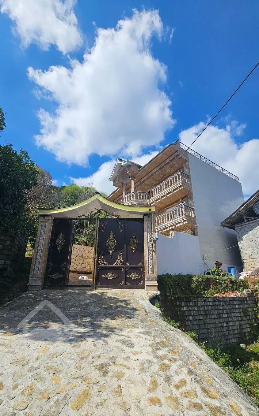 فروش ویلا نوساز در ارتفاعات با ویوی بی نظیر