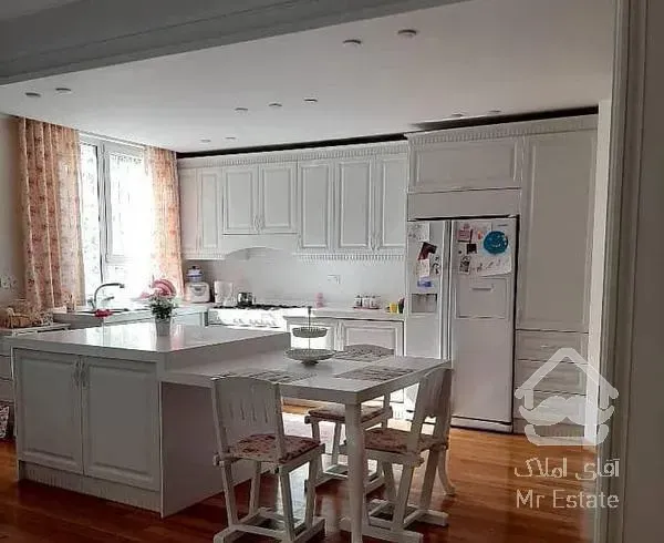 ۱۹۷متر/۳خواب/۷ساله/وسک