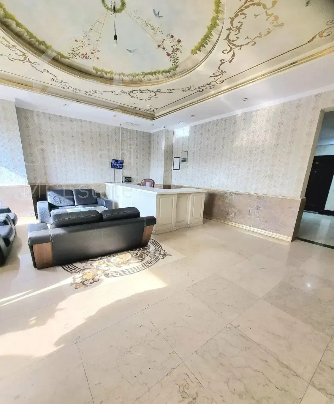 آپارتمان ۱۲۷ متر ۳ خواب ویو دار ، پونک همیلا