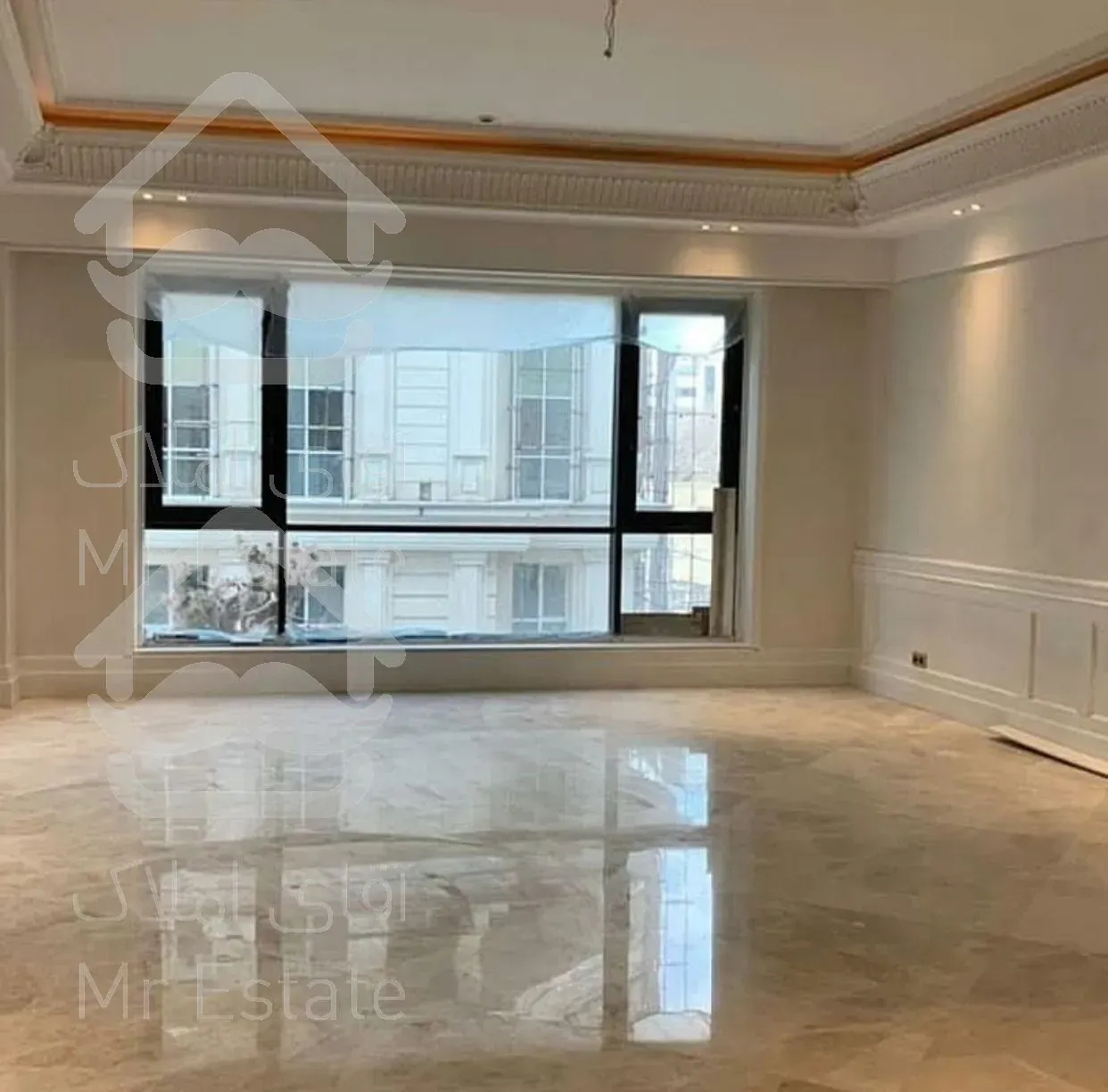 خرید و فروش آپارتمان 250 متری نیاوران مرجان