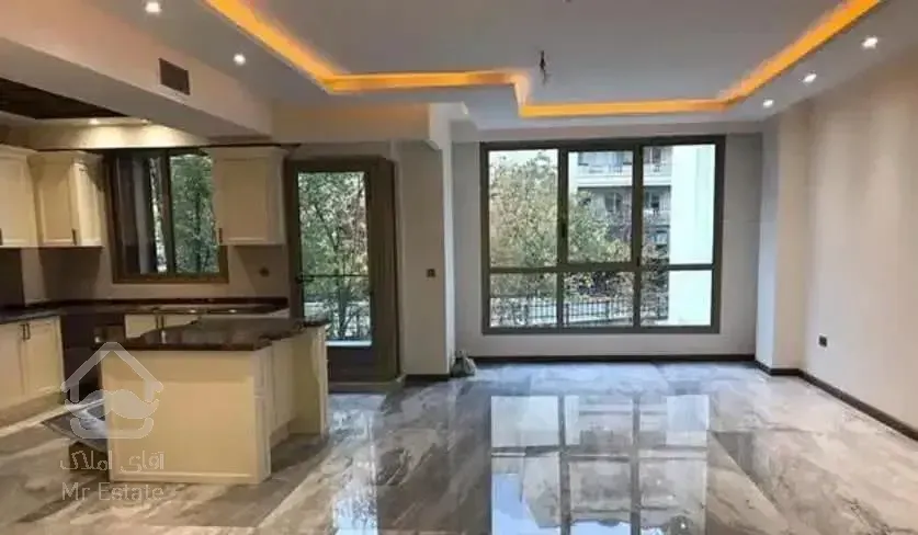 ۱۴۳متر /۳خوابه/نورگیر/فلامک شمالی