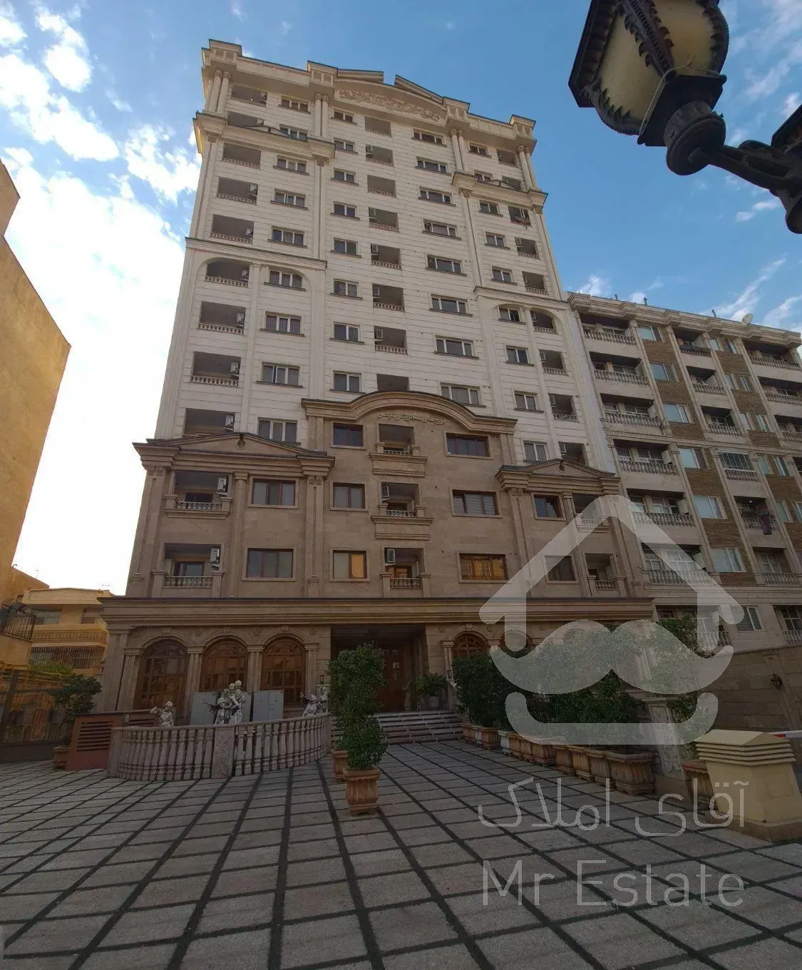 ۷۸ متری دو خواب برج مجلل نرگس