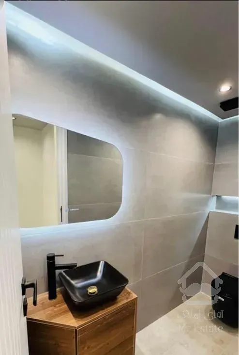 فروش آپارتمان ۱۳۰ متری ۲ خوابه در امیرآباد