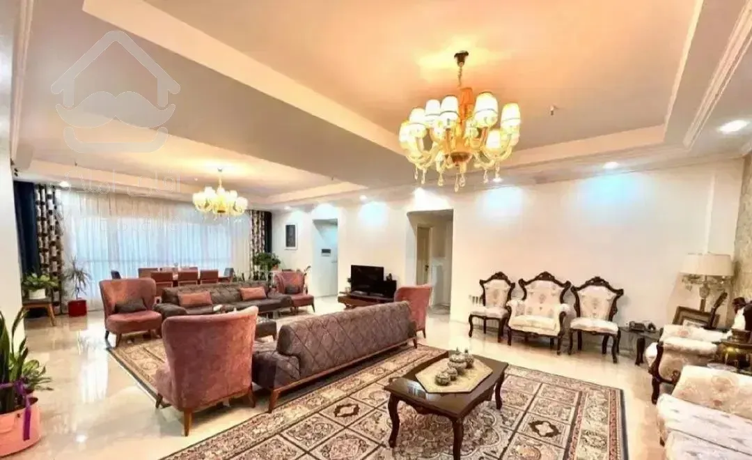 اپارتمان ۱۳۵متری/سعدی/نوساز