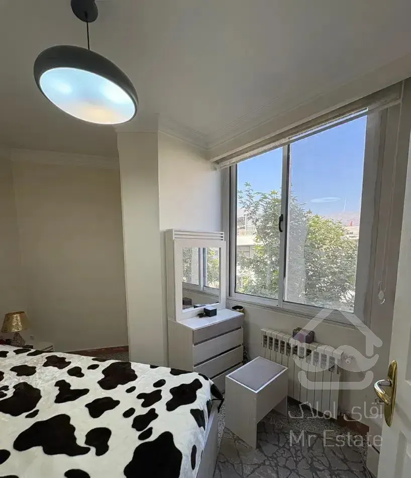 اپارتمان دیباجی جنوبی ۸۵ متر دو‌خواب