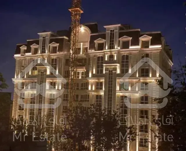 ۷۰۰متر پنت هاوس+(۱۲۰متر تراس) کامرانیه ویو