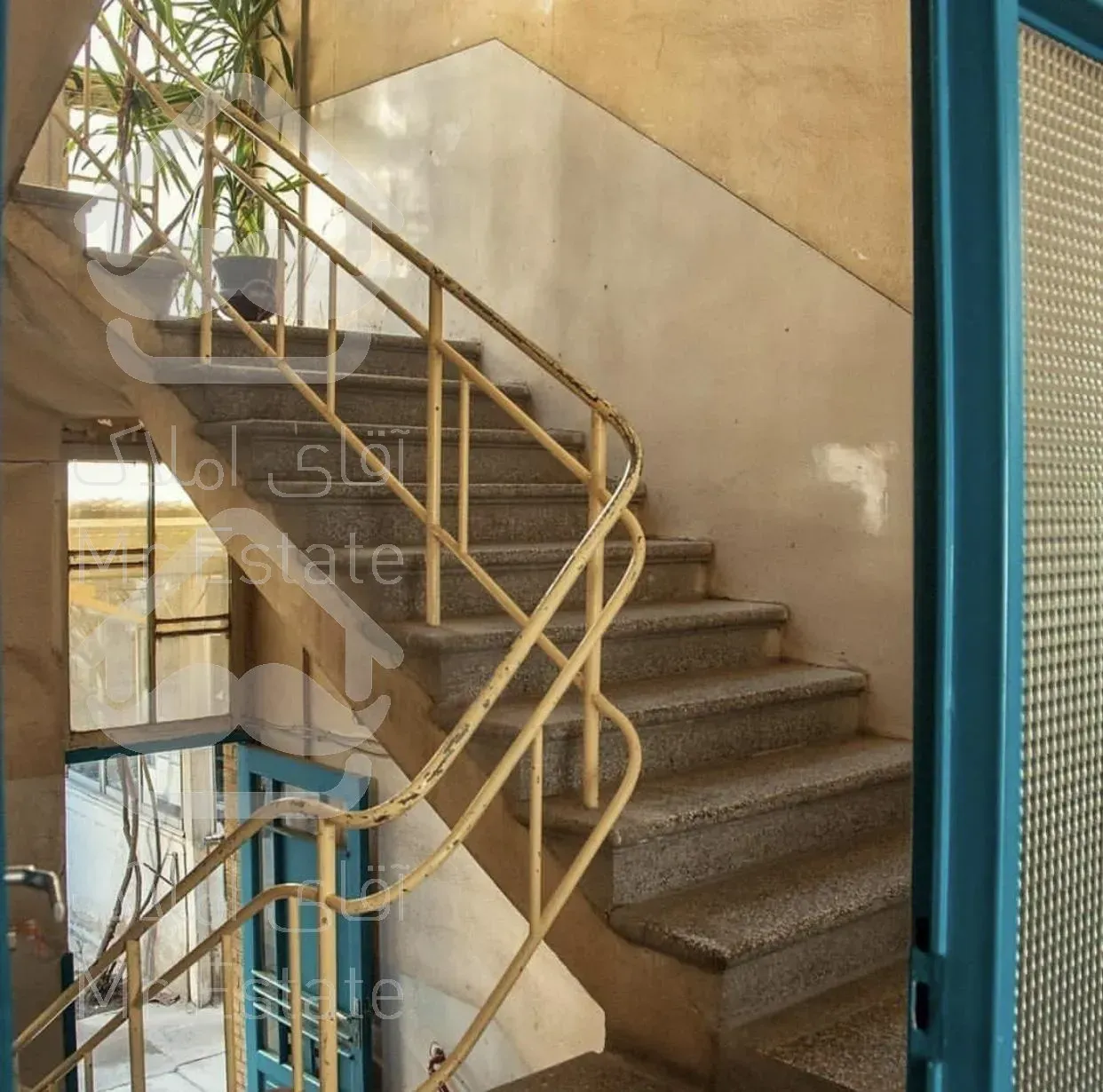 ۲۰۰مترکلنگی تجاری اداری بر اصلی زیبادشت چشمه راه آهن گلستان