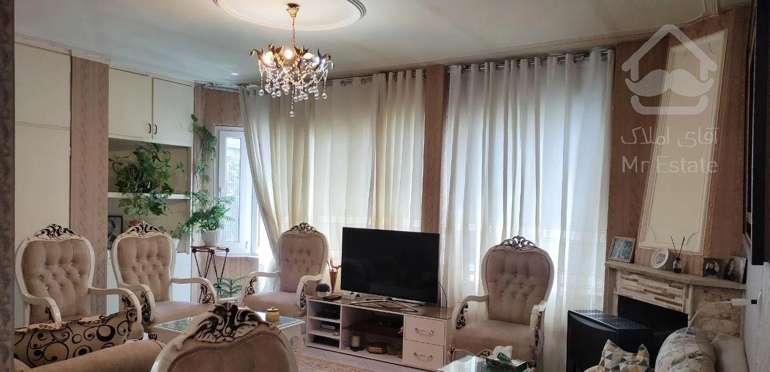 76 متر   شادمان