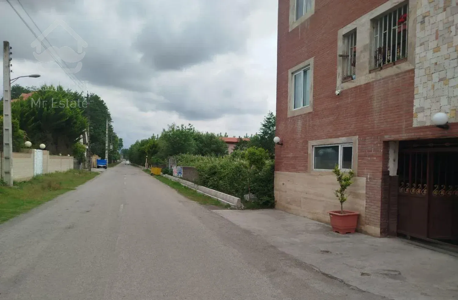 آپارتمان ۸۰ متری  ۲ خوابه سند تک برگ