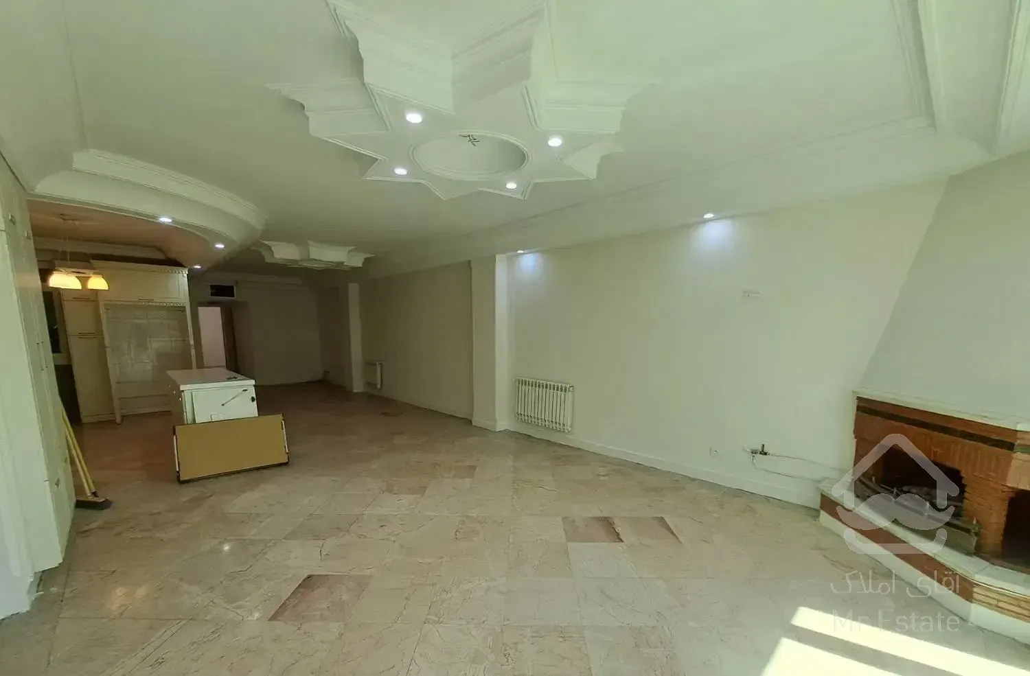 واحد ۱۰۷ متر دو خوابه فول امکانات