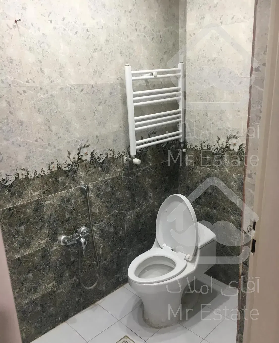 ۱۰۰متر۲خ،نوسازکلید نخورده،فول امکانات